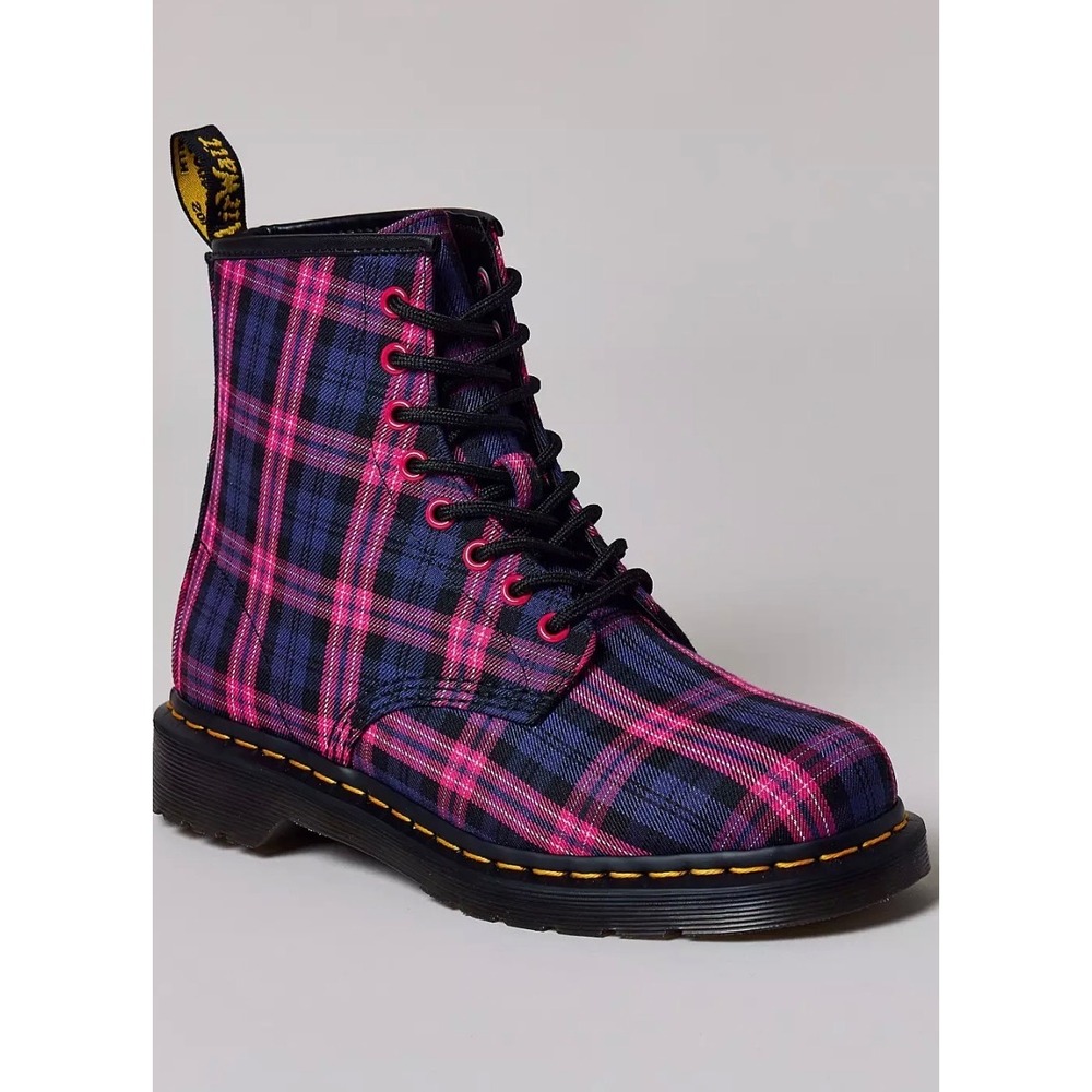 Dr. Martens 1460  Women Lace-Up Boots Pink Multi Tartan Leather NEW size 8